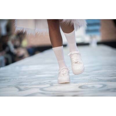 Bonnie Strange Fashion Show 