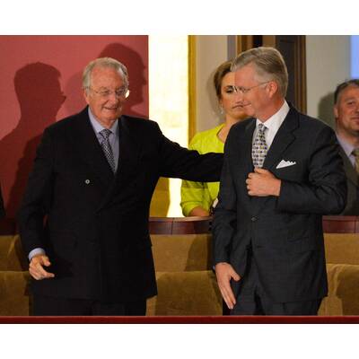 Belgiens König dankt ab: Bal National