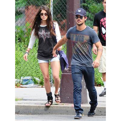 Taylor Lautner & Marie Avgeropoulos