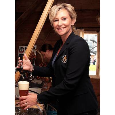 Claudia Jung: Die schönsten Bilder der Schlagersängerin