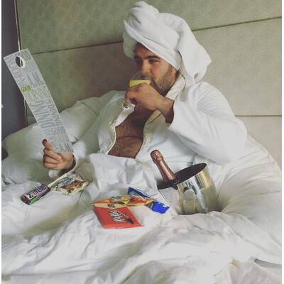 Wenn Männer wie Frauen posieren 