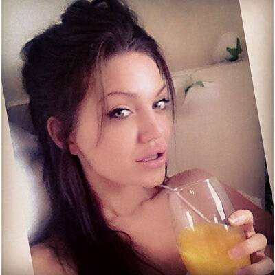 Chelsea Marr sieht aus wie Angelina Jolie!