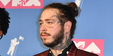 Jet mit  Post Malone muss notlanden