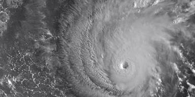 Hurrikan Lane nimmt Paradies ins Visier