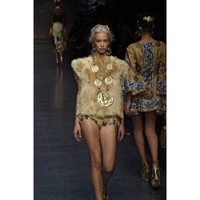 Dolce & Gabbana F/S 2014