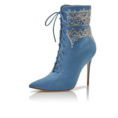 Das ist Rihannas Kollektion für Manolo Blahnik 