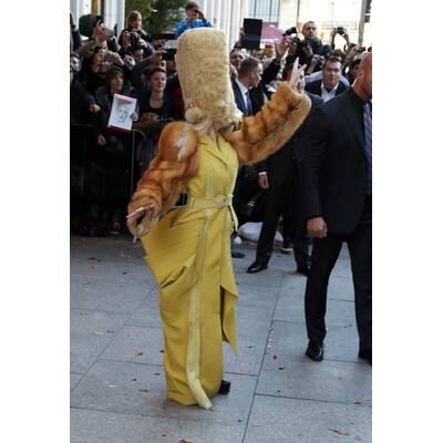 Lady Gaga skurril unterwegs in Berlin