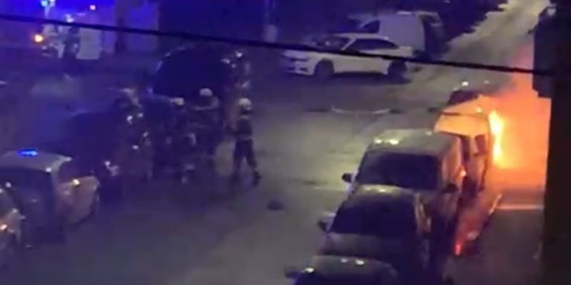 Spektakulärer Auto-Brand in Wien