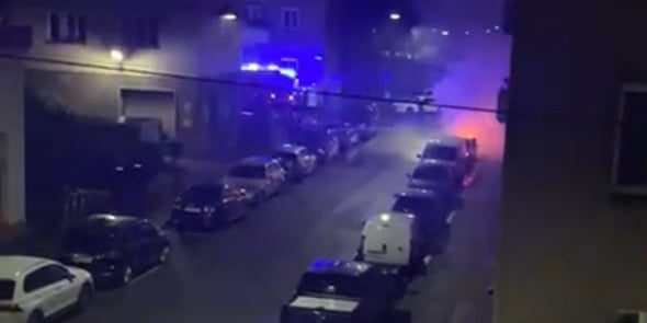 Spektakulärer Auto-Brand in Wien