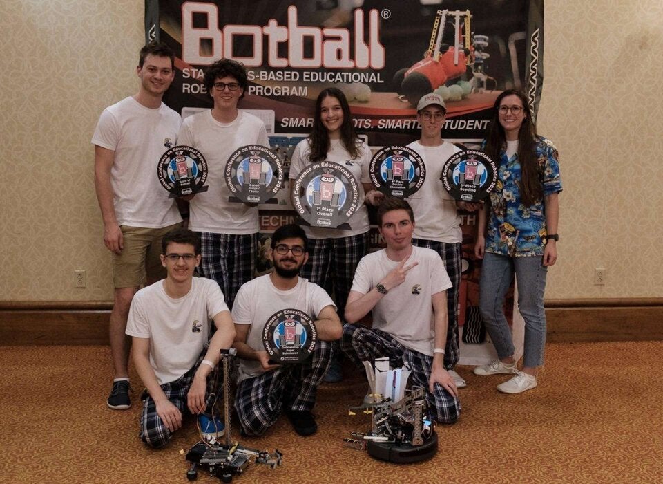 Mikl-Leitner traf weltbesten Robotik-Nachwuchs