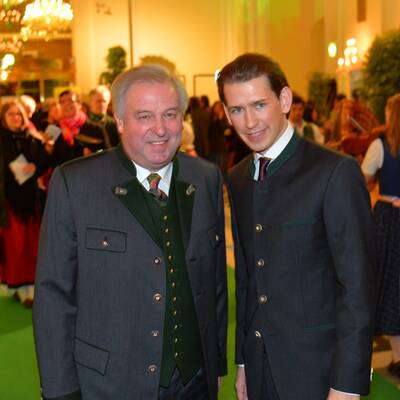 Urige Stimmung beim Steirerball