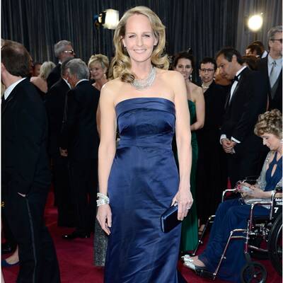 Helen Hunt trägt bei den Oscars H&M-Kleid