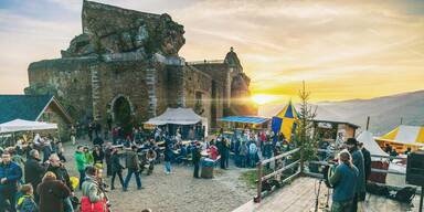DAS ist der erste Christkindlmarkt in N&Ouml;
