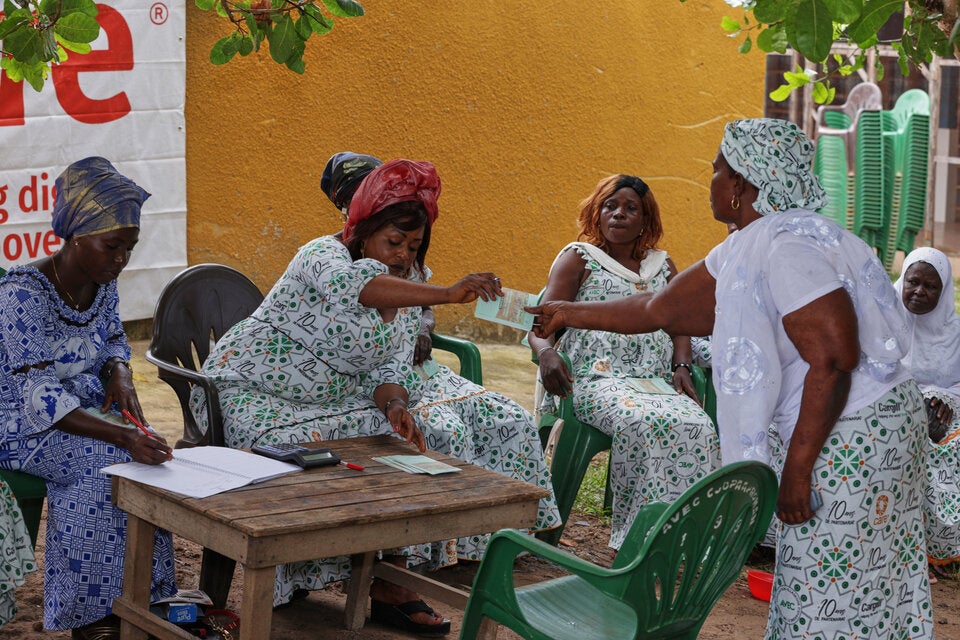 ''AWA by Magnum'' fördert Frauen in Kakaoanbaugemeinschaften