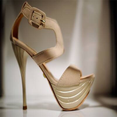 LAMB by Gwen Stefani mit Gwen Stefani