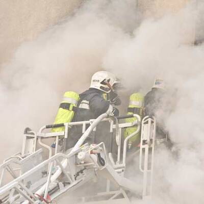 Wiener nach Brand in Lebensgefahr
