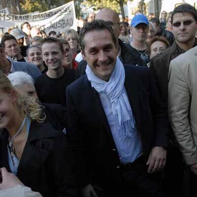 Demo Dammgasse: Pro & Contra Islam