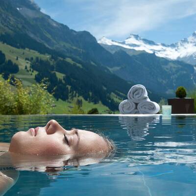 Hotel W Retreat & Spa Maldives (Nord Ari Atoll, Malediven)