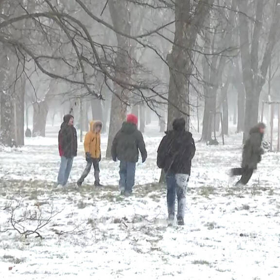 Schneewalze rollt über Wien