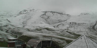 Schneefall mitten im Sommer