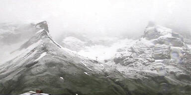 Schneefall mitten im Sommer