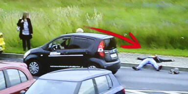 Flüchtling stellt sich tot, um Auto zu stehlen