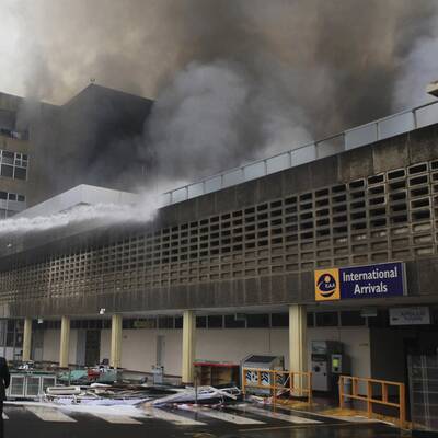 Flughafenbrand in Nairobi: Die Bilder