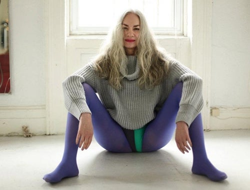 62-Jährige halbnackt für American Apparel