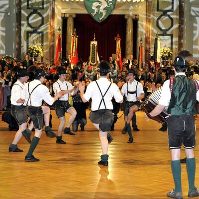 Urige Stimmung beim Steirerball