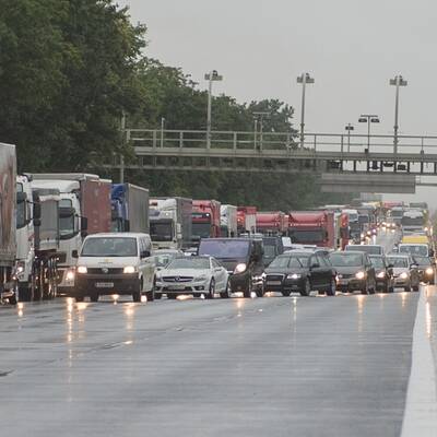 10 Km-Stau auf A1