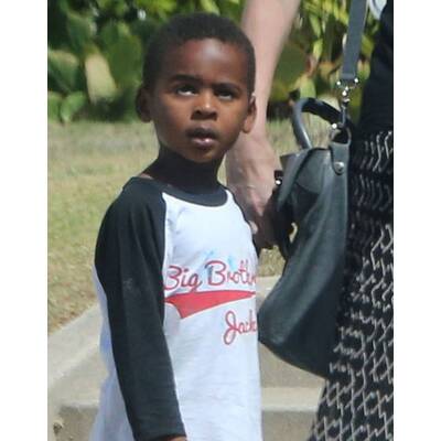 Charlize Theron bringt Sohn Jackson zum Spiel-Date