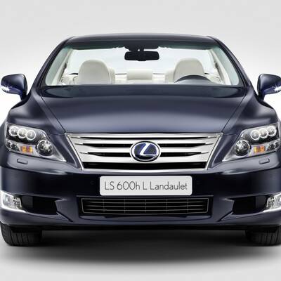 Im Vollhybrid zur Hochzeit