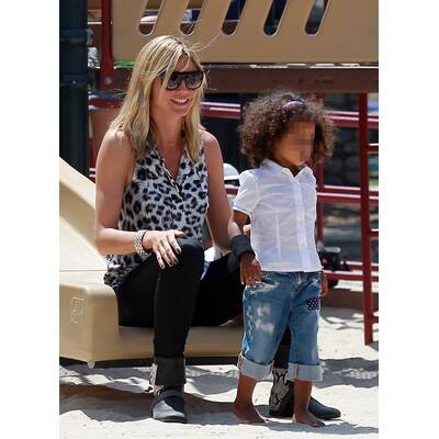 So lässig ist Heidi mit ihren Kids unterwegs 