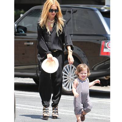 Rachel Zoe trägt viel zu enge Schuhe