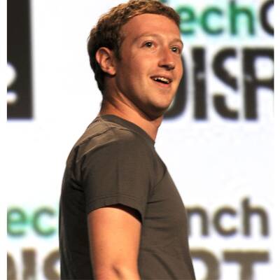 Zuckerberg trägt nach eigenen Angaben jeden Tag die gleichen grauen T-Shirts