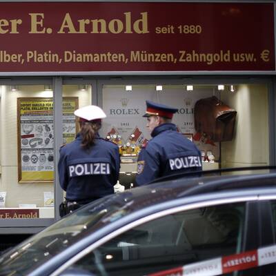 Räuber waren mit Pistole und Axt bewaffnet