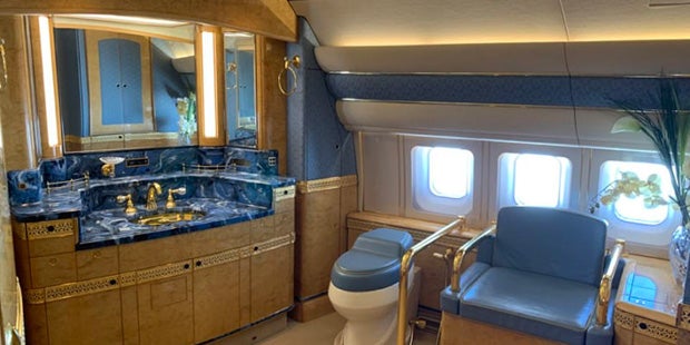 Boeing 747 PRIVATE JET 2