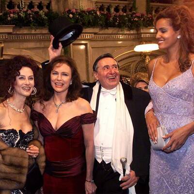 1992 bis heute: Lugners Opernballgäste