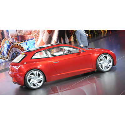 VW-Konzern mit Produktfeuerwerk in Paris