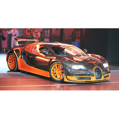 VW-Konzern mit Produktfeuerwerk in Paris