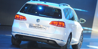 VW-Konzern mit Produktfeuerwerk in Paris