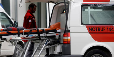 Mann attackiert Ehepaar mit Eisenstange