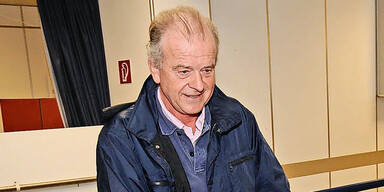 Radio-Austria-Star Rudi Klausnitzer vor Ort