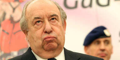 Beamtengeh&auml;lter steigen um 1,3 Prozent