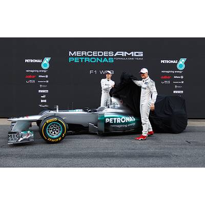 Neuer Mercedes W03 mit markanter Nase