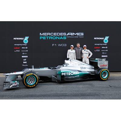 Neuer Mercedes W03 mit markanter Nase