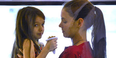 Suri Cruise & Katie Holmes