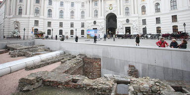 Verwirrter Mann klettert in Ausgrabungen in Wiener Innenstadt