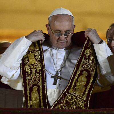 Jorge Mario Bergoglio zum Papst gewählt