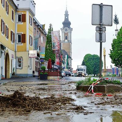 Überschwemmungen und Vermurungen am Freitag